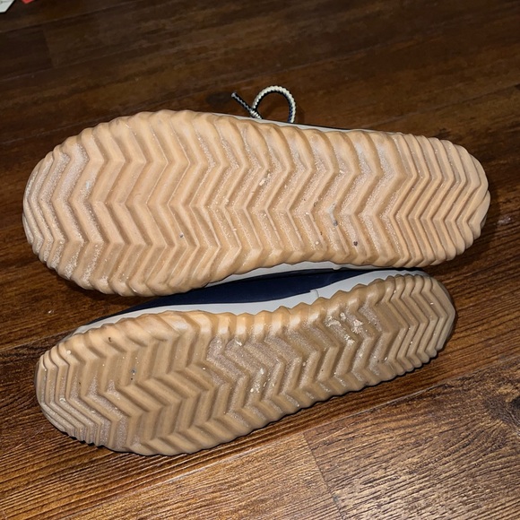 JBU Nala Tan & Navy Weatherproof Lace Up Faux Fur Lined Duck Boots Women Size 8 - Picture 10 of 12